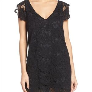 Black lace BB Dakota mini dress short sleeve